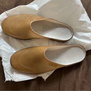 Plasticana Opana Mules